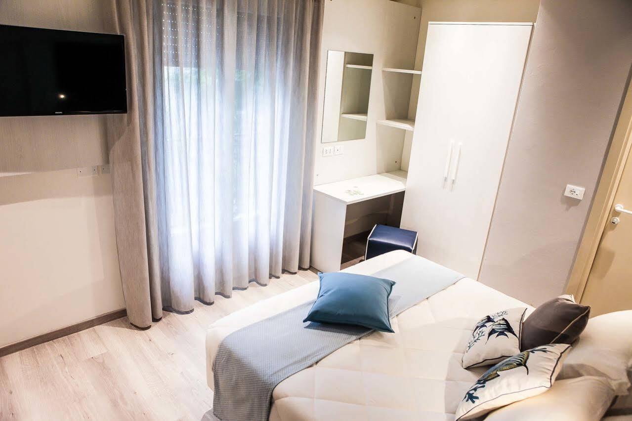 Hotel Veliero Rimini Exteriér fotografie